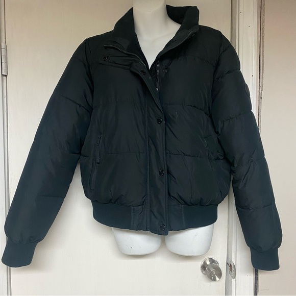 Hollister Jacket Womens   Full Zip Long Sleeve Large Ultimate Puffer - Picture 1 of 10